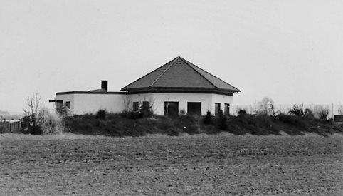 Clubhaus, kurz nach der Fertigstellung 1983